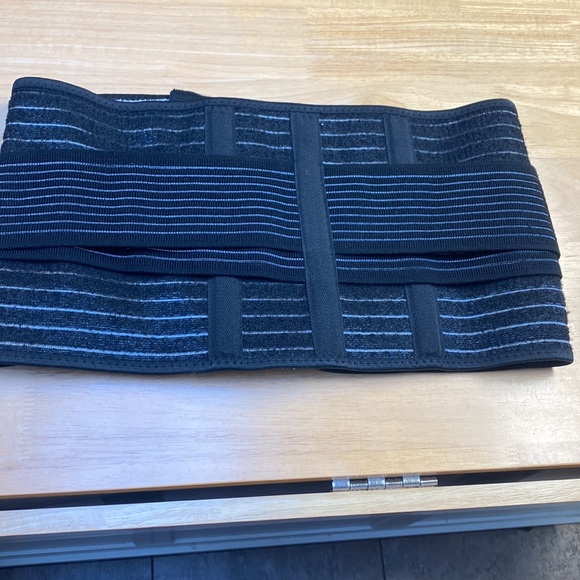 Upspring shrinkxbelly wrap. Small/Medium - Picture 3 of 4